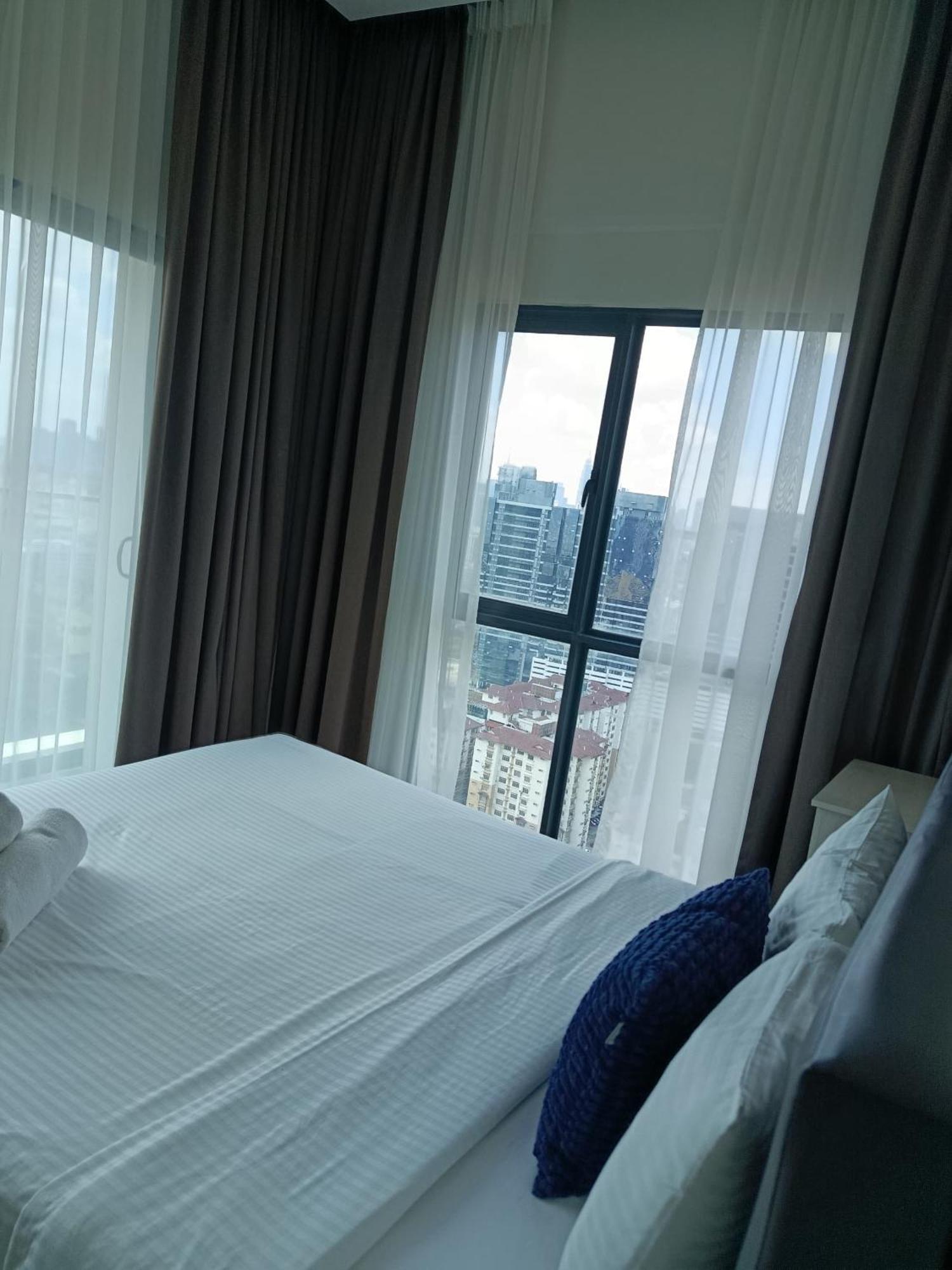 Reizz Residence By Nexus Suites Kuala Lumpur Room photo